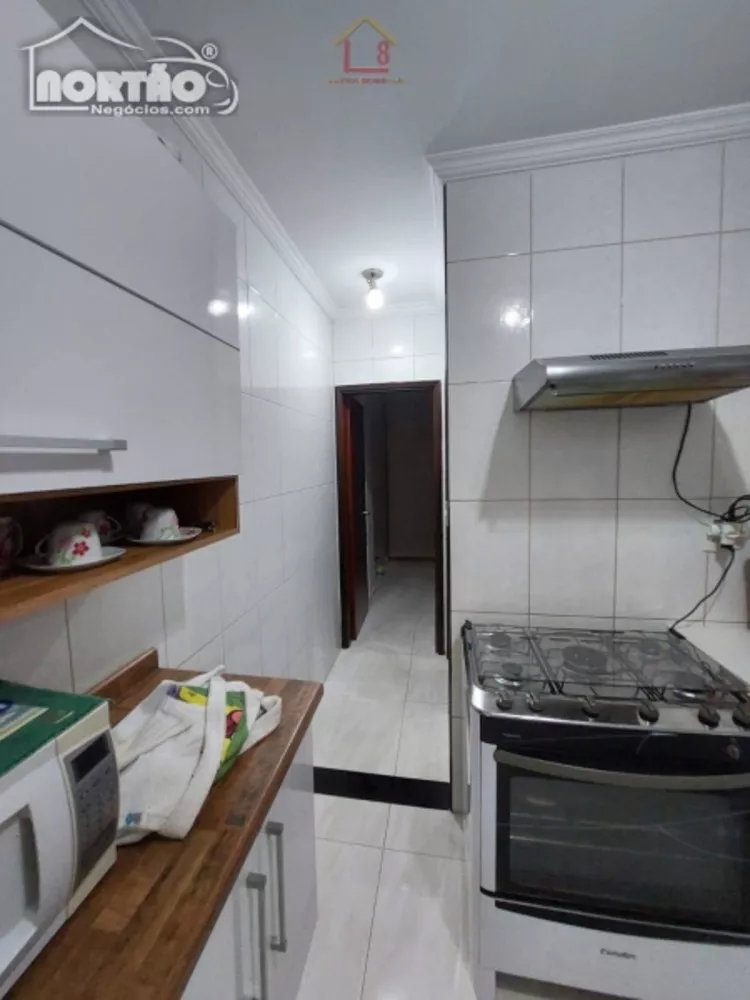 Casa à venda com 2 quartos, 43m² - Foto 4