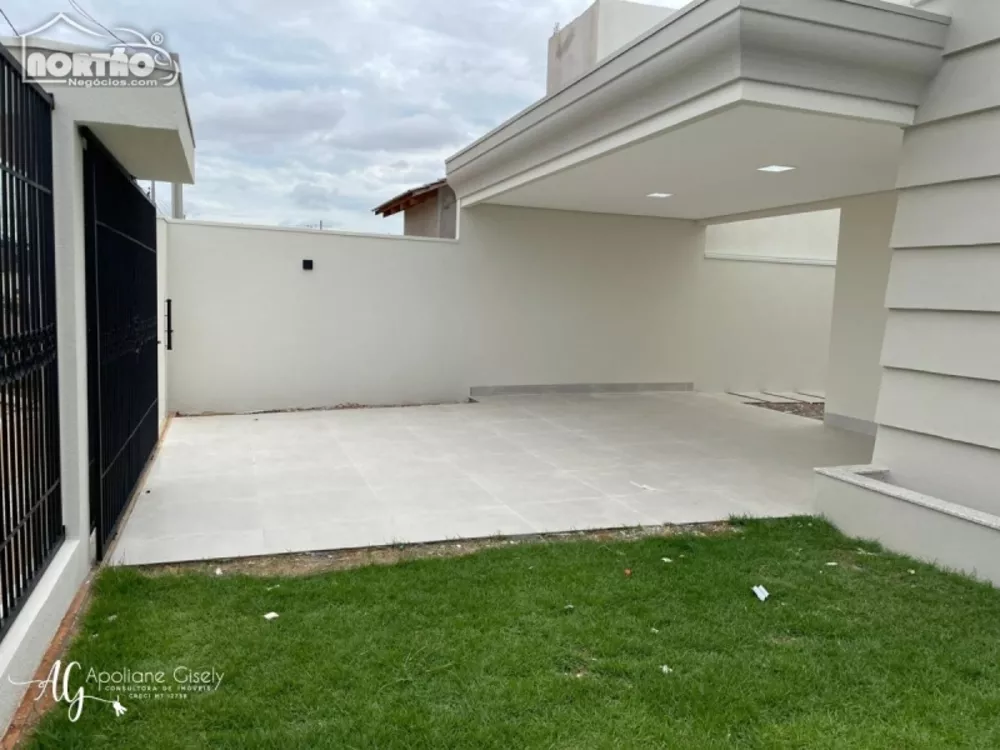 Casa à venda com 3 quartos, 120m² - Foto 4