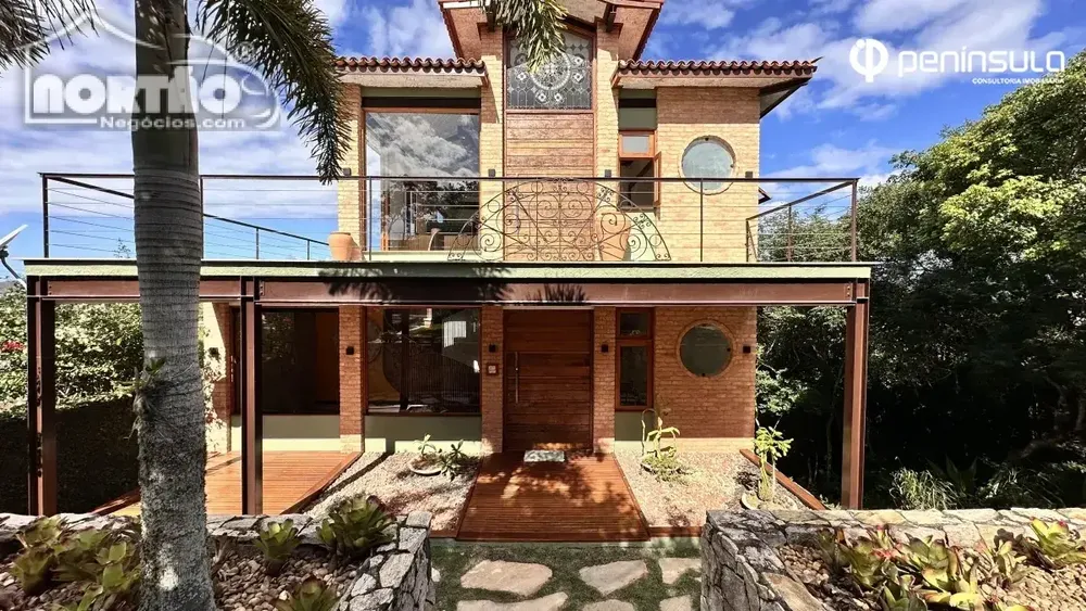 Casa, 7 quartos, 359 m² - Foto 1