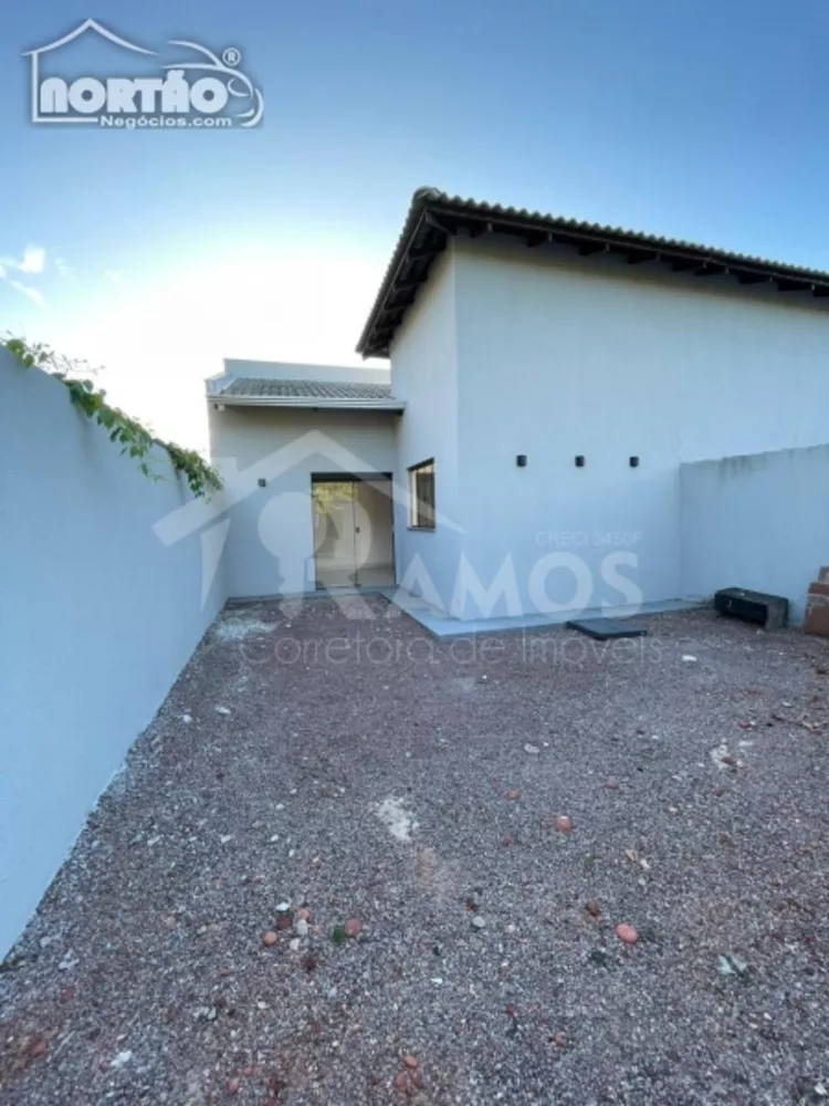 Casa à venda com 3 quartos, 62m² - Foto 4