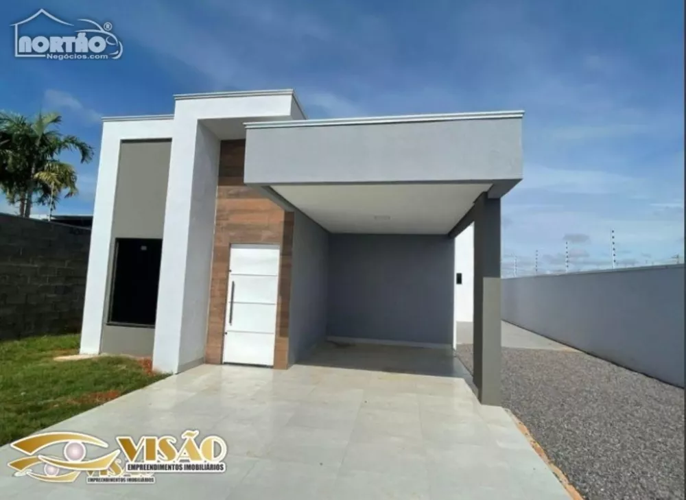 Casa à venda com 3 quartos, 200m² - Foto 1