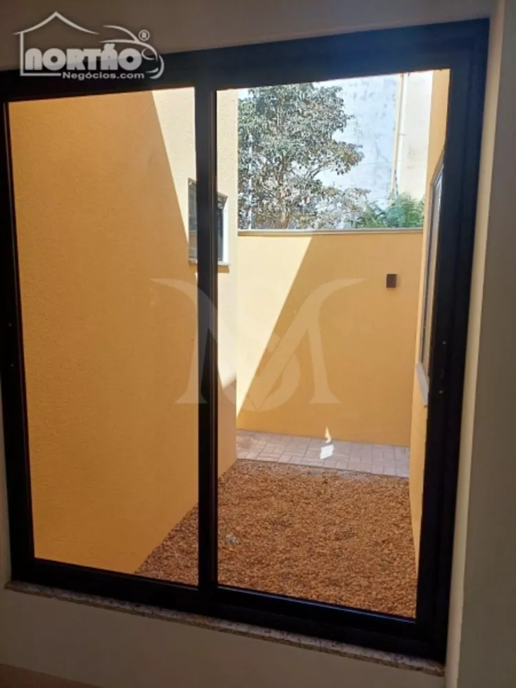 Casa à venda com 3 quartos, 150m² - Foto 5