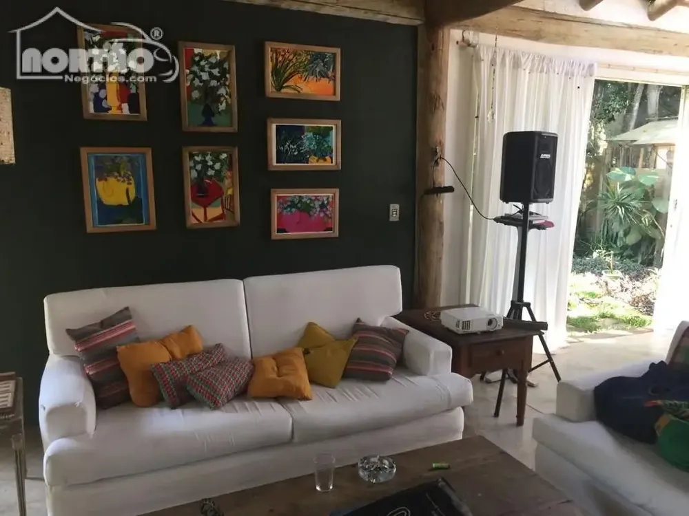 Casa, 5 quartos, 150 m² - Foto 2