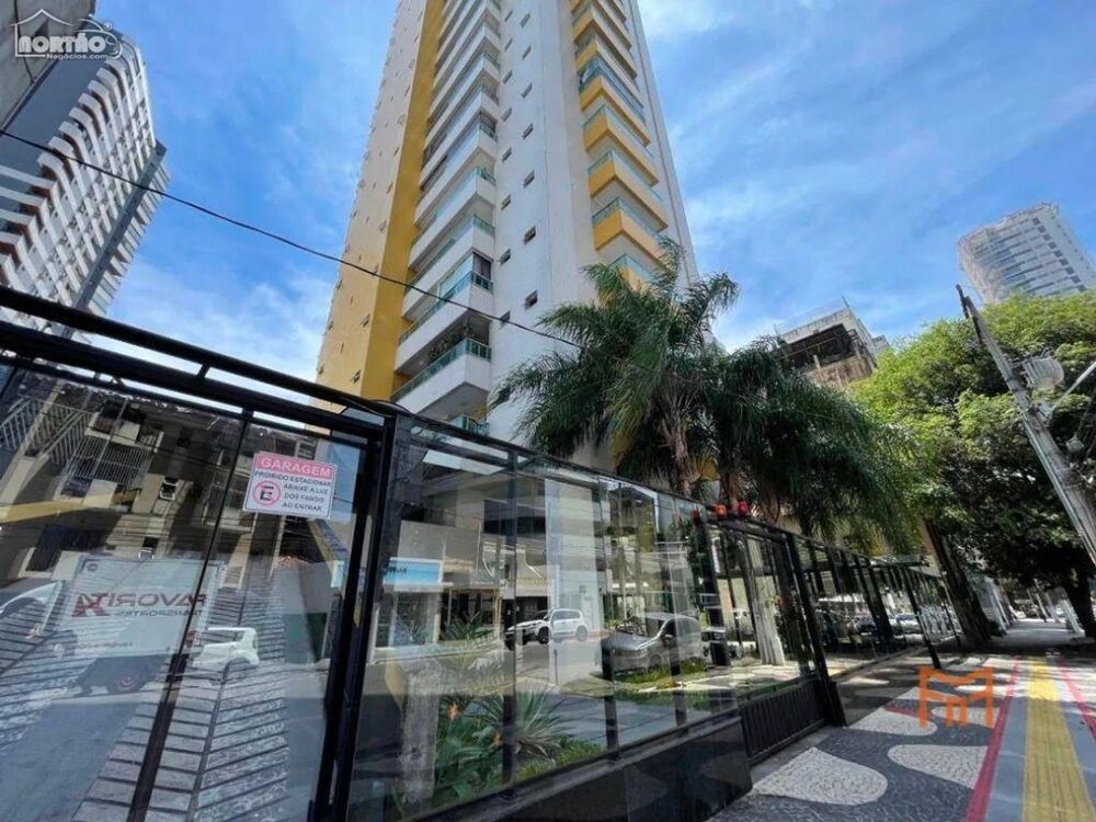 Casa, 5 quartos, 165 m² - Foto 1