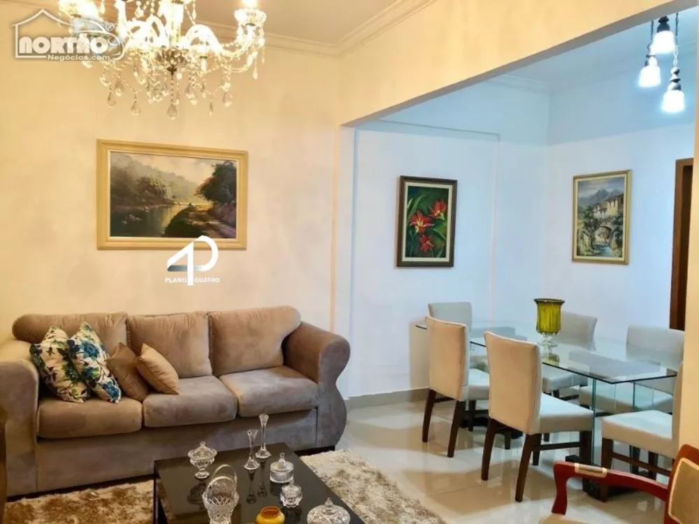 Casa à venda com 3 quartos, 107m² - Foto 1