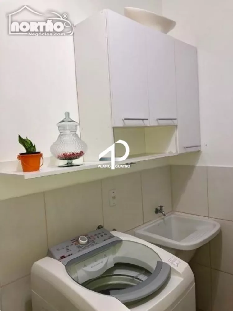 Casa à venda com 3 quartos, 107m² - Foto 2