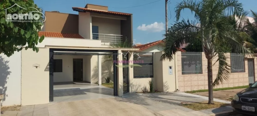 Casa à venda com 5 quartos, 223m² - Foto 2