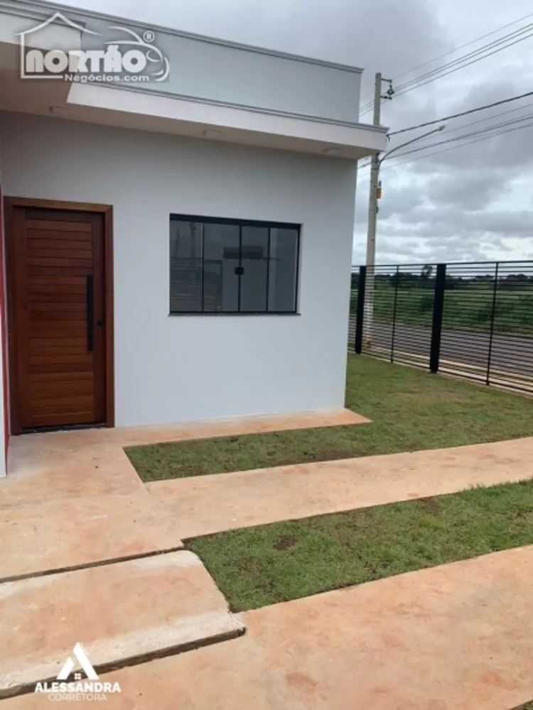 Casa à venda com 2 quartos, 68m² - Foto 4