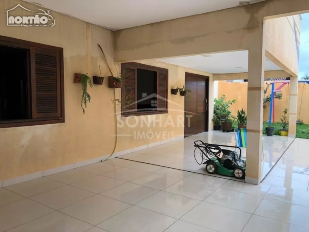 Casa à venda com 3 quartos, 192m² - Foto 3