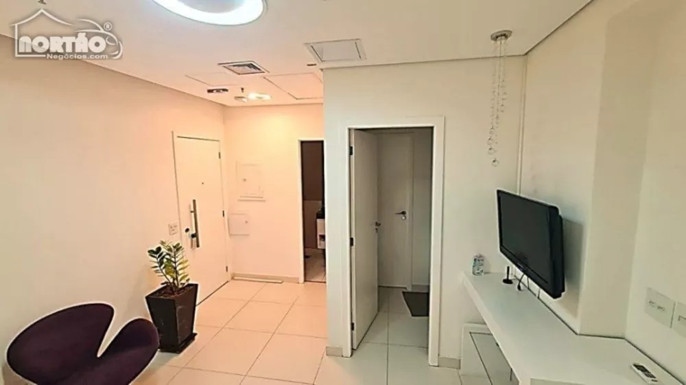 Casa à venda com 1 quarto, 52m² - Foto 2