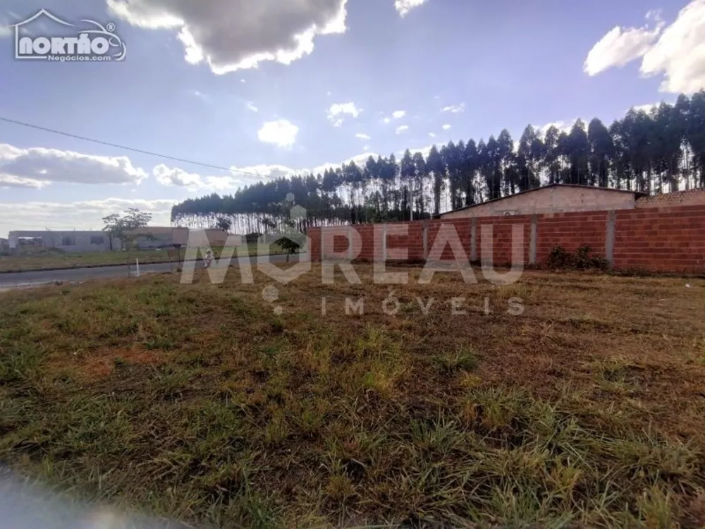 Casa, 240 m² - Foto 2