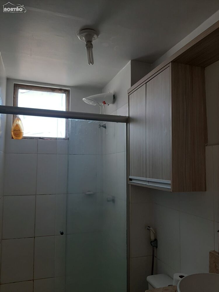 Casa à venda com 2 quartos, 45m² - Foto 15