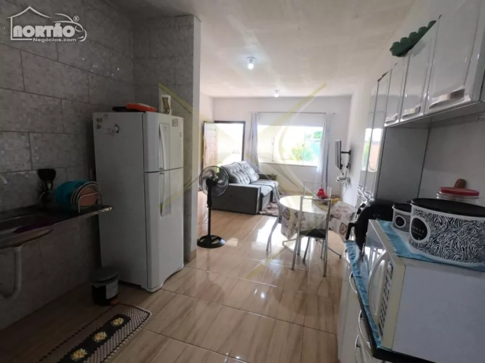 Casa à venda com 2 quartos, 110m² - Foto 5