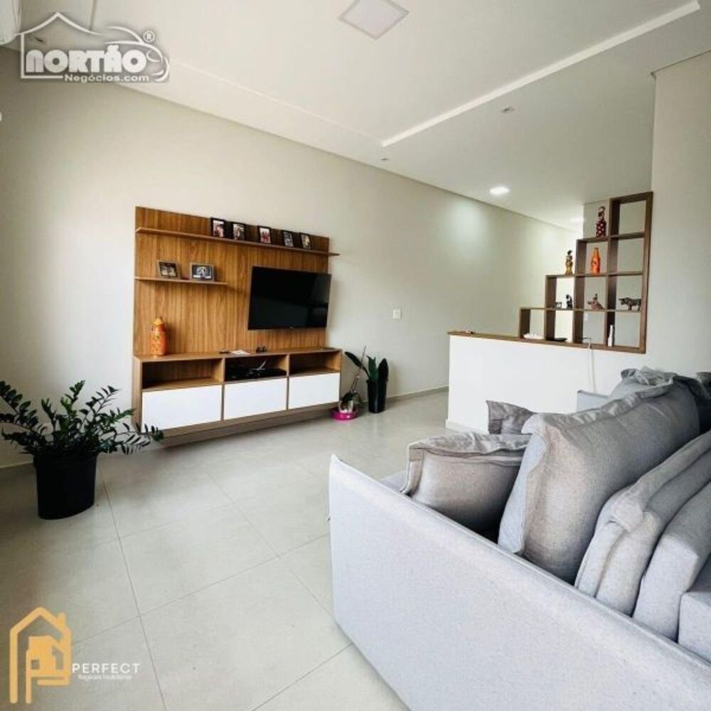 Casa à venda com 3 quartos, 125m² - Foto 4