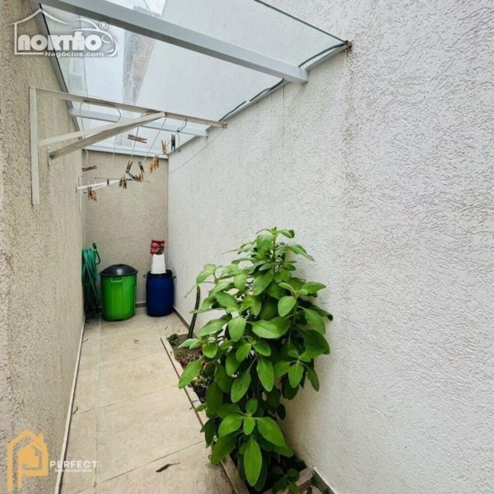 Casa à venda com 3 quartos, 125m² - Foto 9