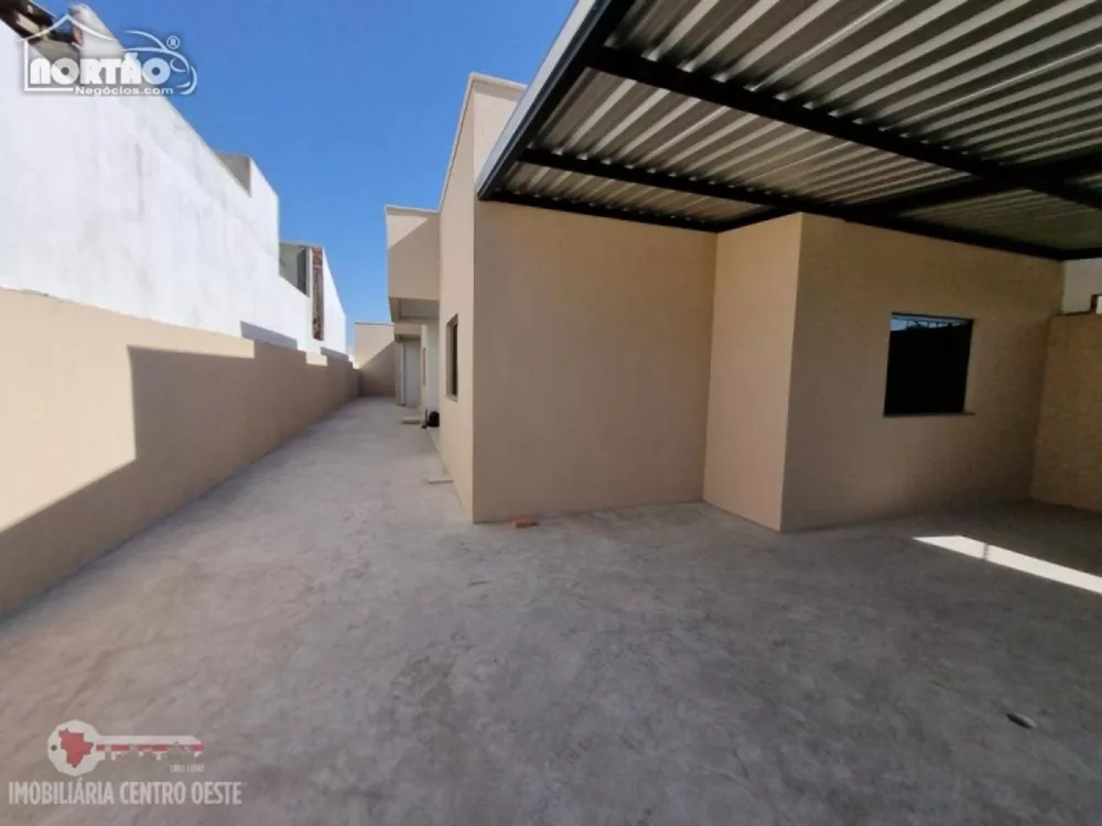 Casa à venda com 3 quartos, 186m² - Foto 2