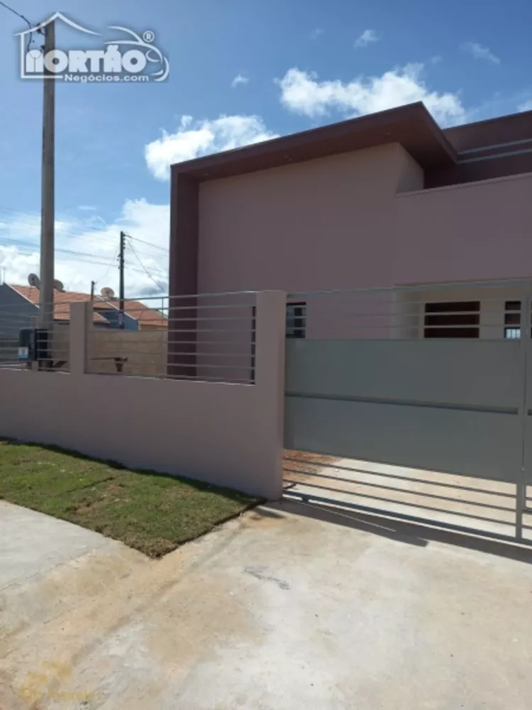 Casa à venda com 3 quartos, 70m² - Foto 3