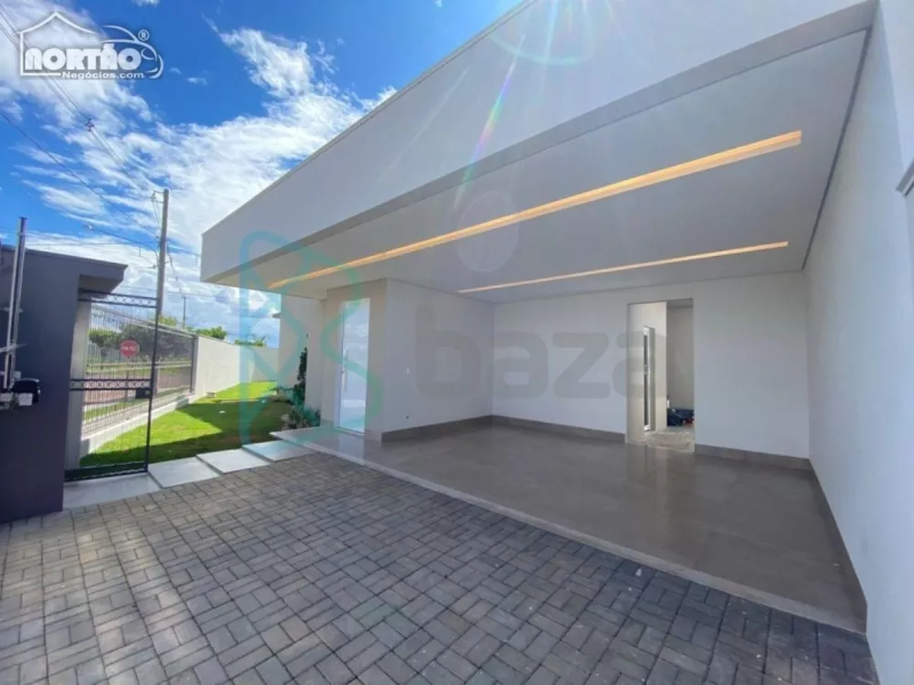 Casa à venda com 3 quartos, 167m² - Foto 2