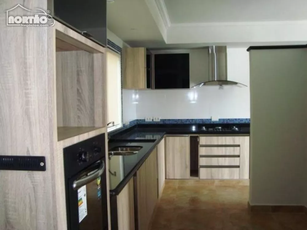 Casa, 5 quartos, 260 m² - Foto 6