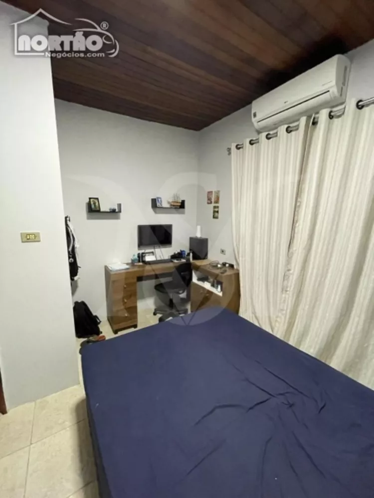 Casa à venda com 3 quartos, 312m² - Foto 3