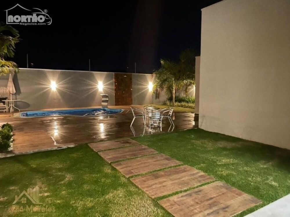 Casa, 4 quartos, 270 m² - Foto 1