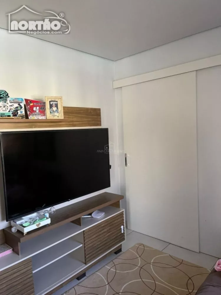 Casa à venda com 2 quartos, 200m² - Foto 7