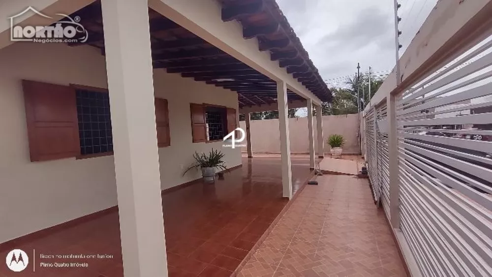 Casa à venda com 3 quartos, 280m² - Foto 3