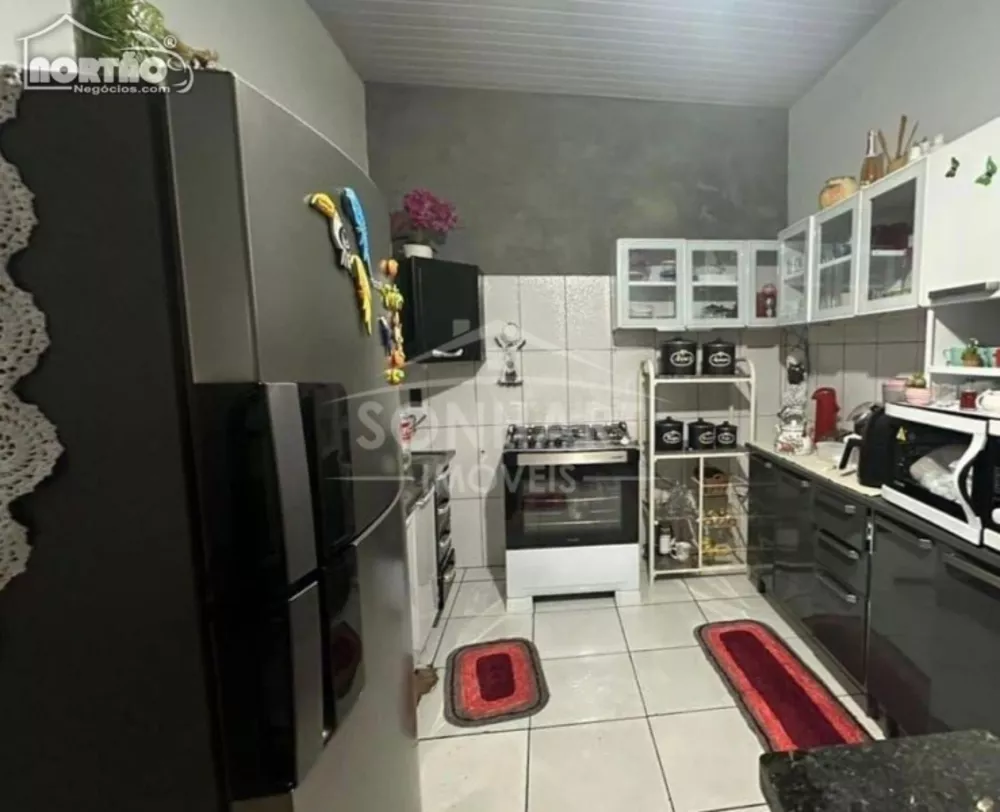 Casa à venda com 3 quartos, 100m² - Foto 2