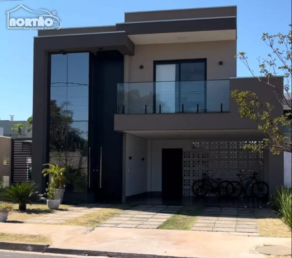 Casa à venda com 3 quartos, 187m² - Foto 2