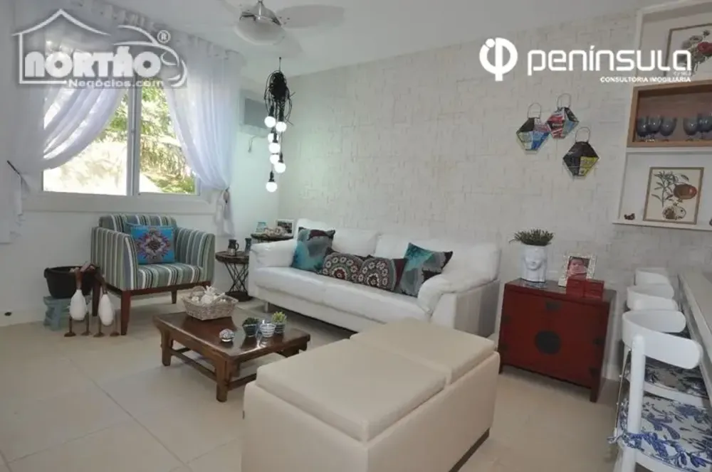 Casa, 6 quartos, 156 m² - Foto 1