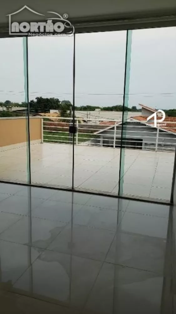 Casa à venda com 4 quartos, 258m² - Foto 7