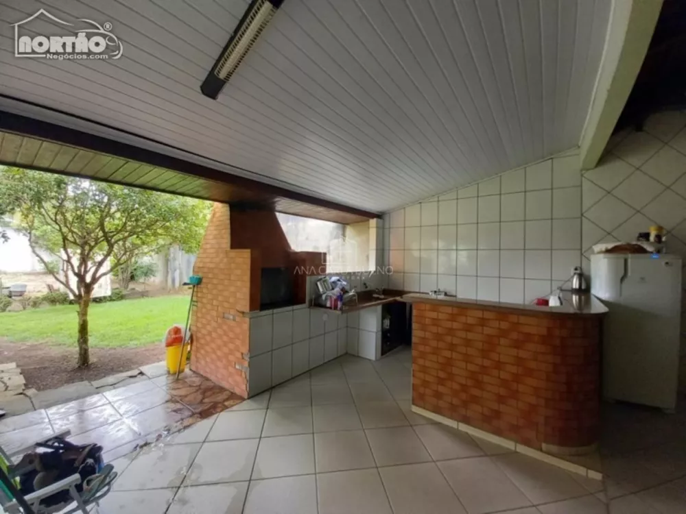 Casa à venda com 4 quartos, 200m² - Foto 6