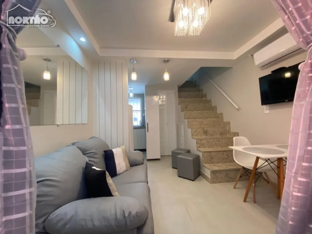 Casa, 3 quartos, 68 m² - Foto 1