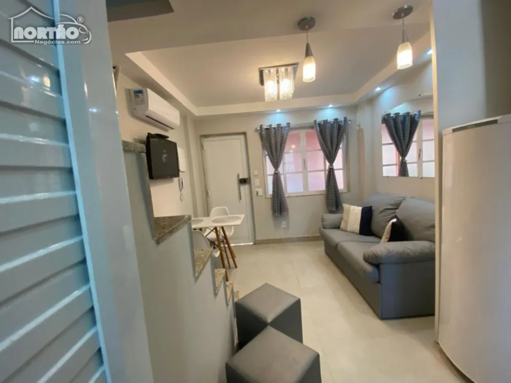 Casa, 3 quartos, 68 m² - Foto 2