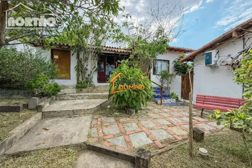 Casa, 5 quartos, 240 m² - Foto 2