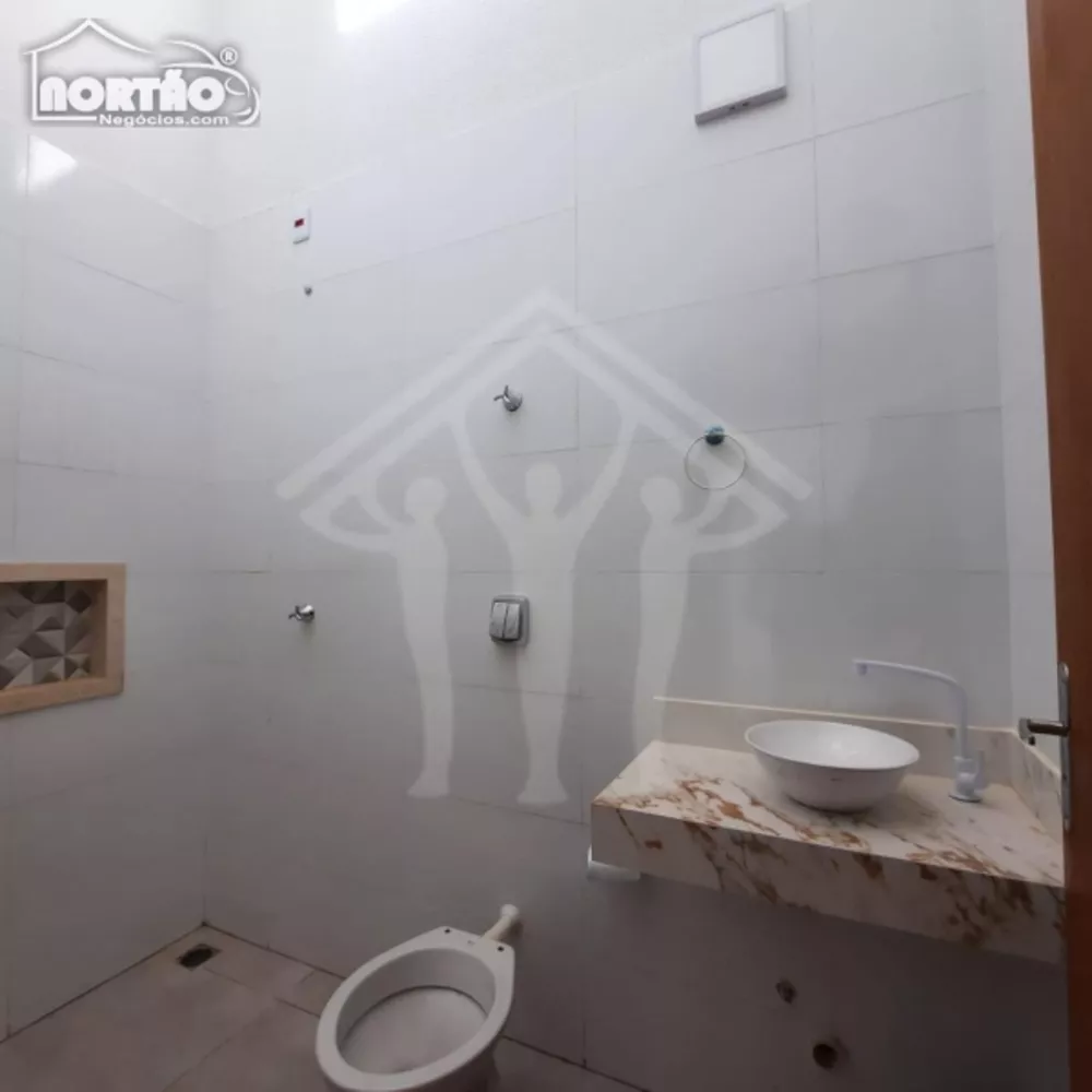 Casa à venda com 2 quartos, 50m² - Foto 4