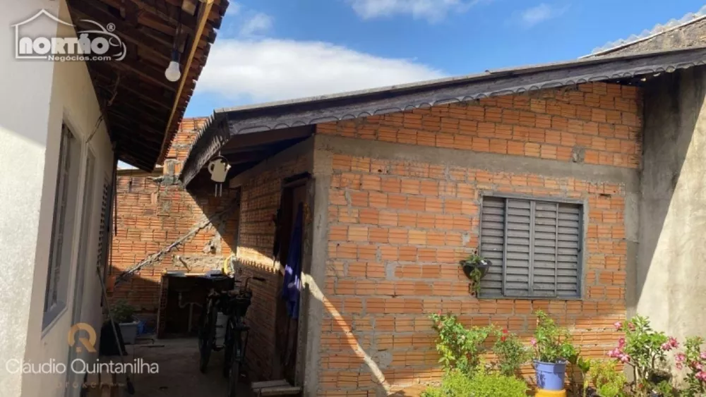 Casa à venda com 4 quartos, 50m² - Foto 4