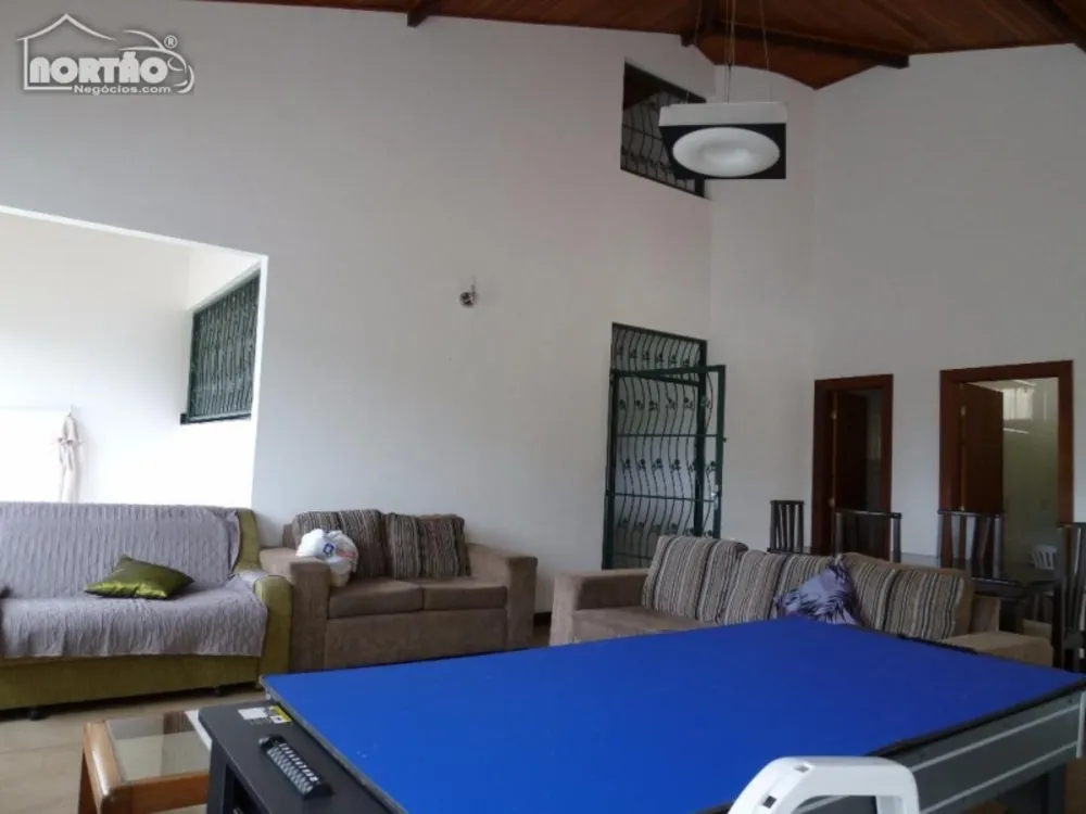 Casa, 6 quartos, 1760 m² - Foto 11