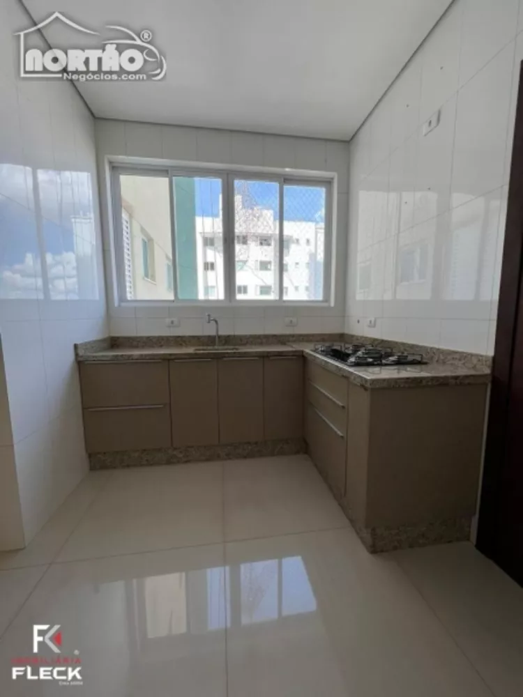 Casa à venda com 3 quartos, 168m² - Foto 7