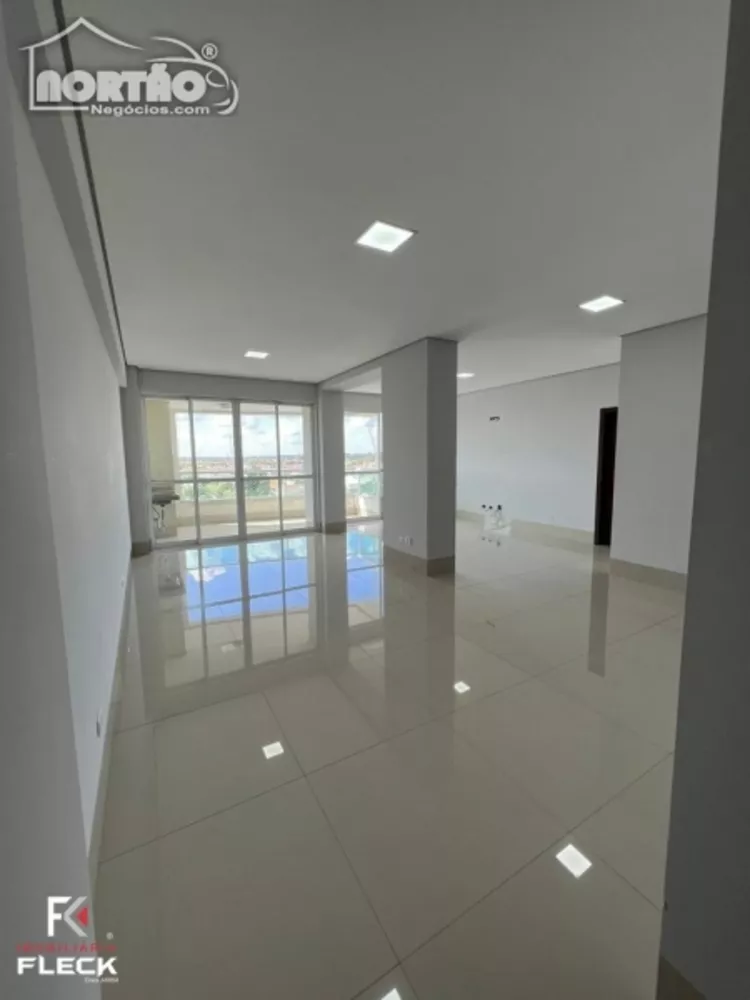 Casa à venda com 3 quartos, 168m² - Foto 2