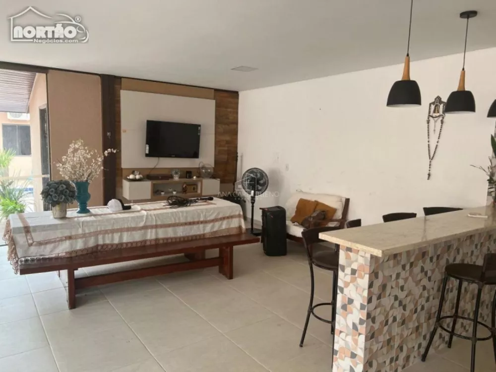 Casa à venda com 1 quarto, 675m² - Foto 3