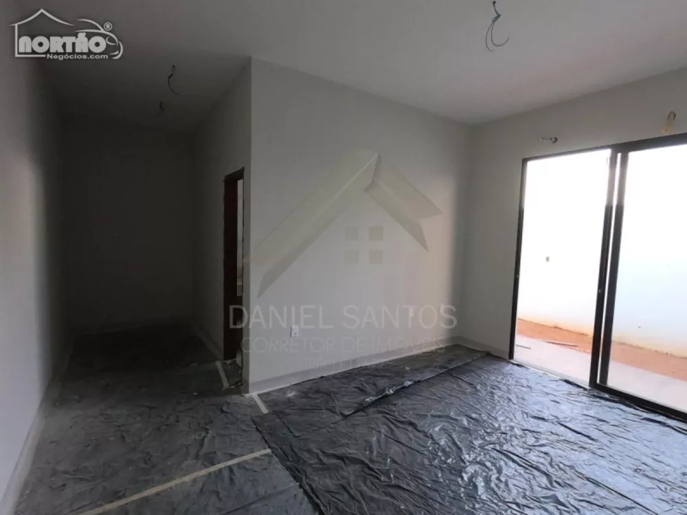 Casa à venda com 3 quartos, 168m² - Foto 9