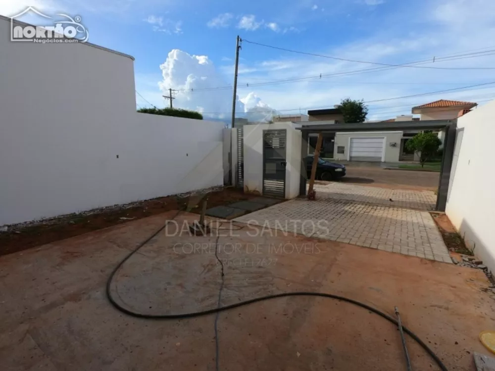 Casa à venda com 3 quartos, 168m² - Foto 4