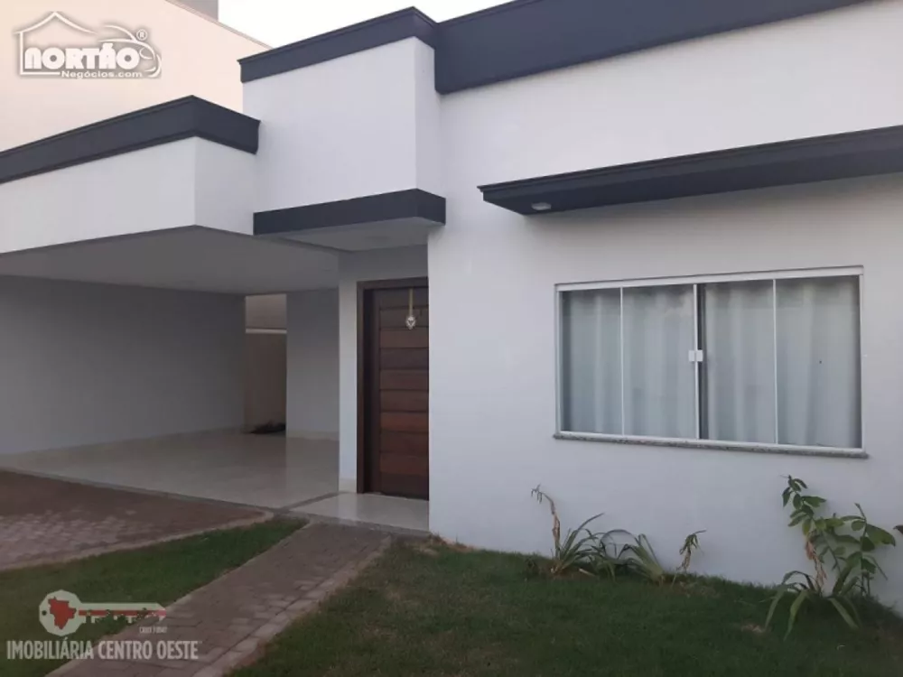 Casa à venda com 4 quartos, 360m² - Foto 1