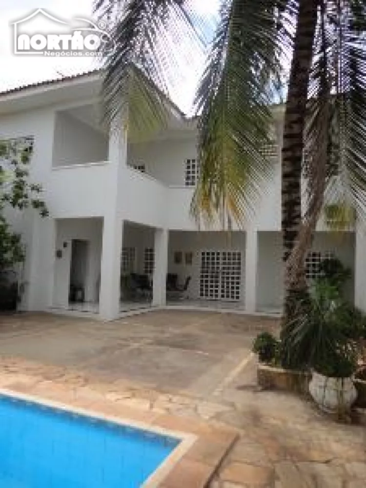 Casa à venda com 4 quartos, 388m² - Foto 8