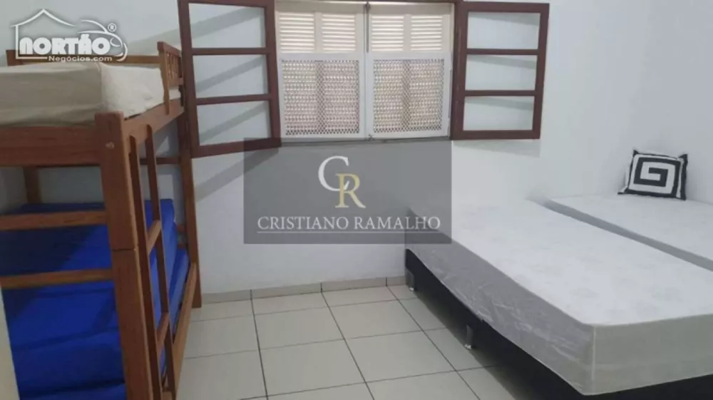 Casa, 8 quartos, 136 m² - Foto 6