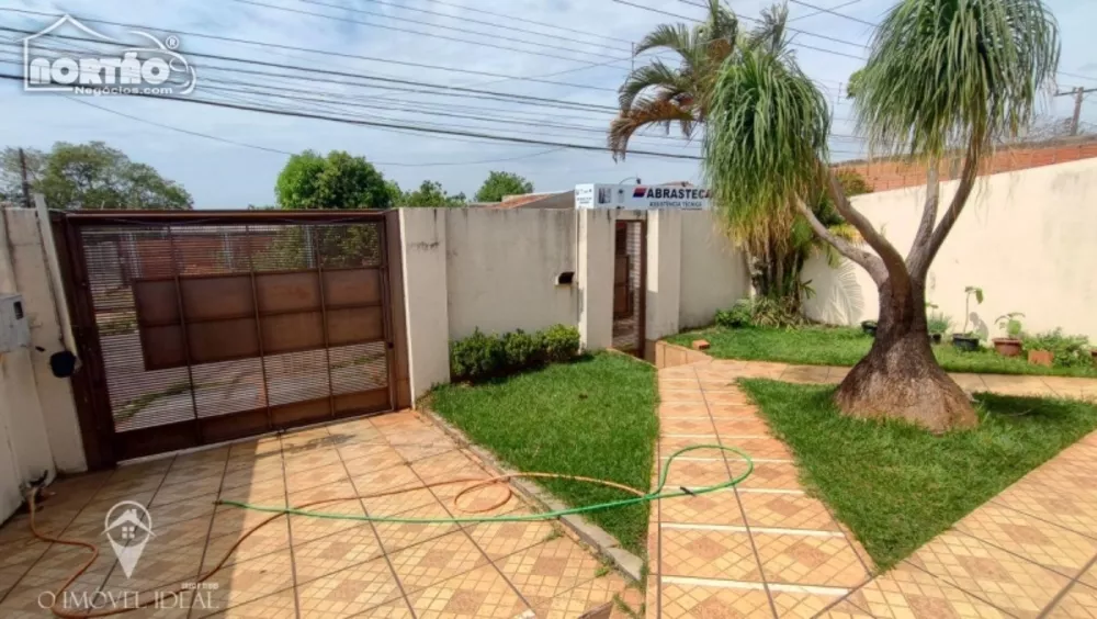 Casa à venda com 4 quartos, 70m² - Foto 3