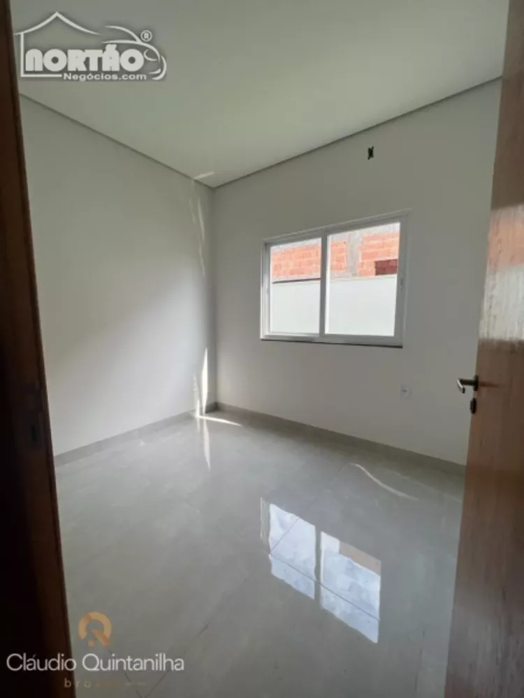 Casa à venda com 3 quartos, 128m² - Foto 7