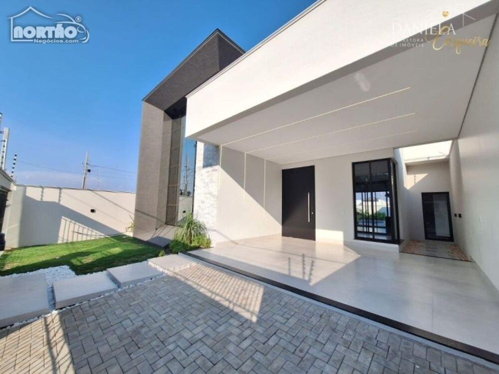 Casa à venda com 1 quarto, 203m² - Foto 3