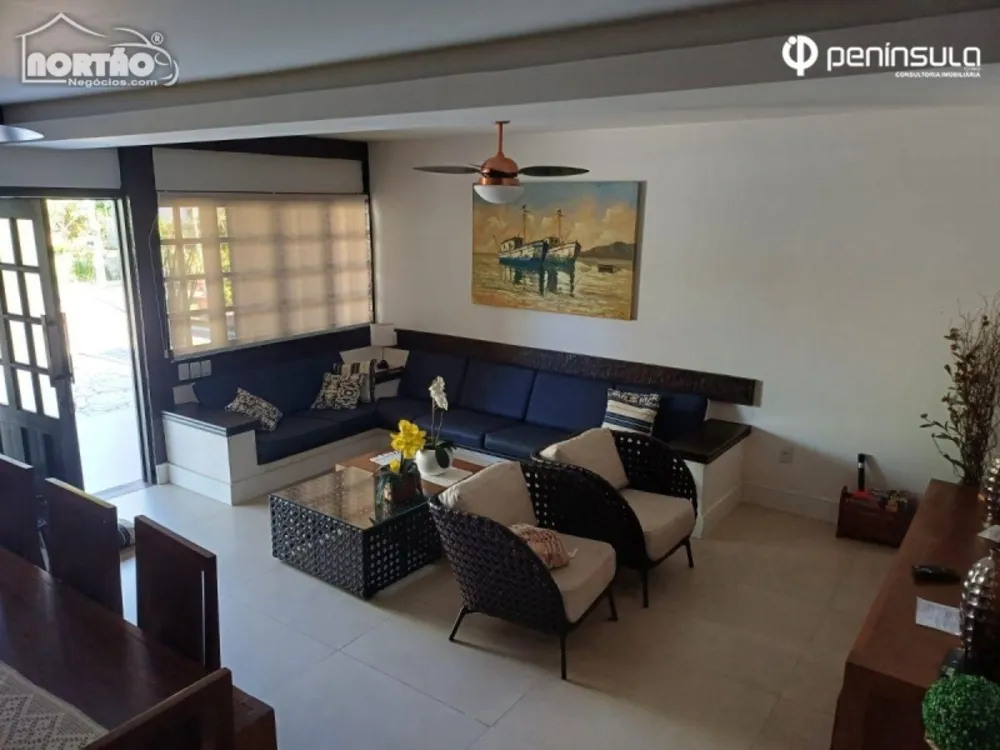 Casa, 7 quartos, 131 m² - Foto 2